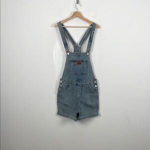 Women's XL Denim Short Overalls Cuff Hem 5 Pocket Button Sides Adjustable Straps